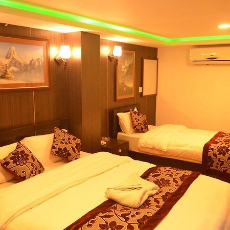 Hotel Holiday Inn กาฐมาณฑุ ภายนอก รูปภาพ