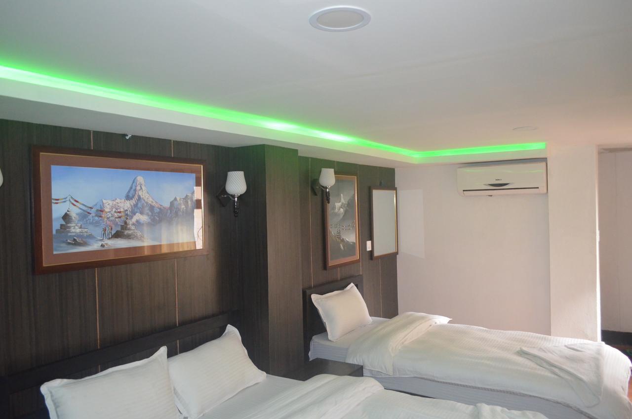 Hotel Holiday Inn กาฐมาณฑุ ภายนอก รูปภาพ