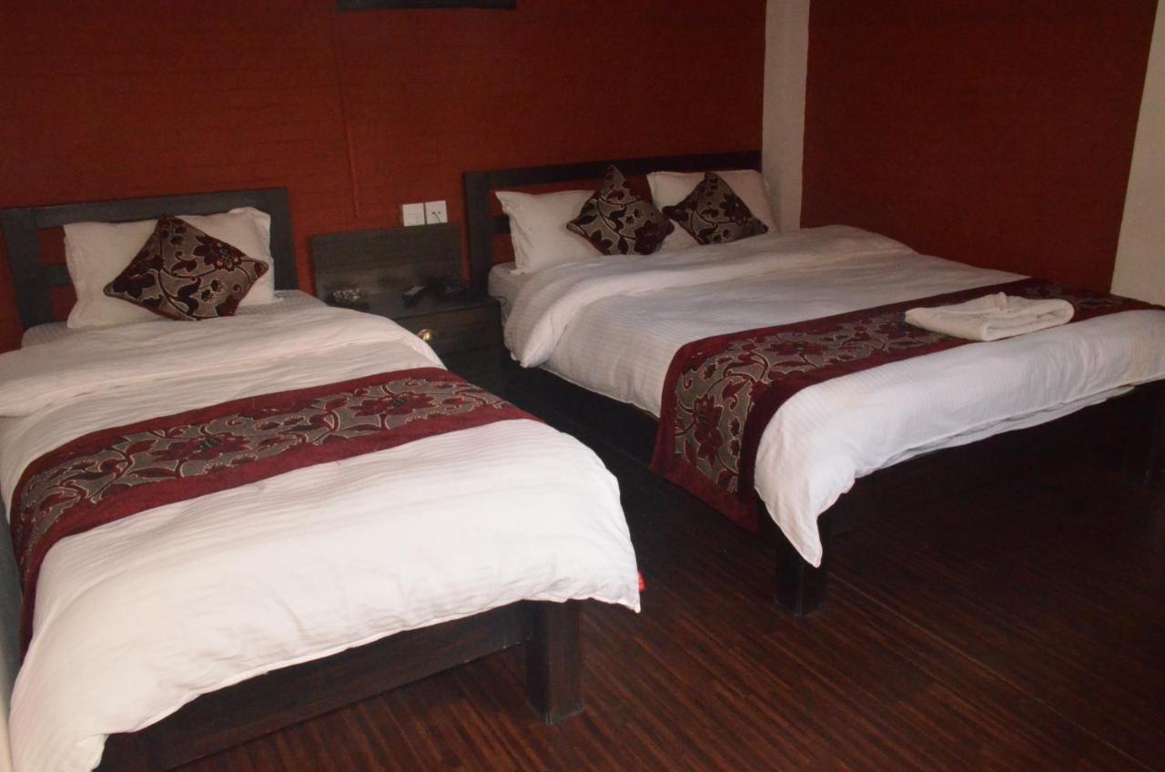 Hotel Holiday Inn กาฐมาณฑุ ภายนอก รูปภาพ