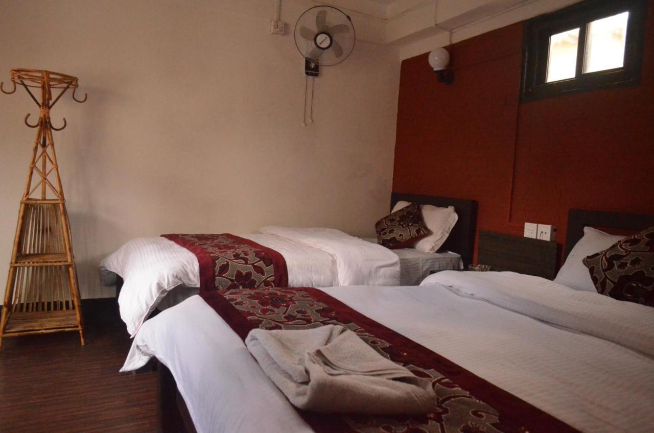 Hotel Holiday Inn กาฐมาณฑุ ภายนอก รูปภาพ